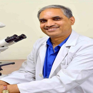 0 Dr. Naveen Kakkar